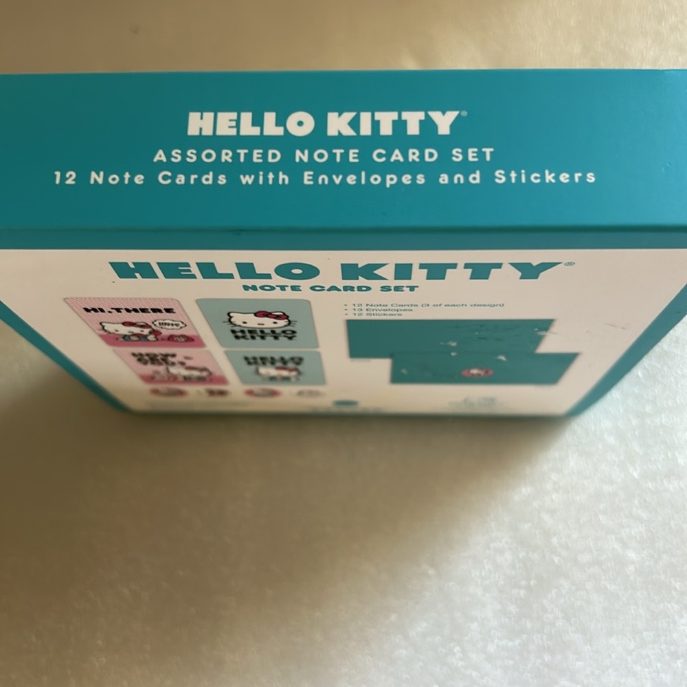 Hello Kitty Note Card Set - Picture 2 of 4